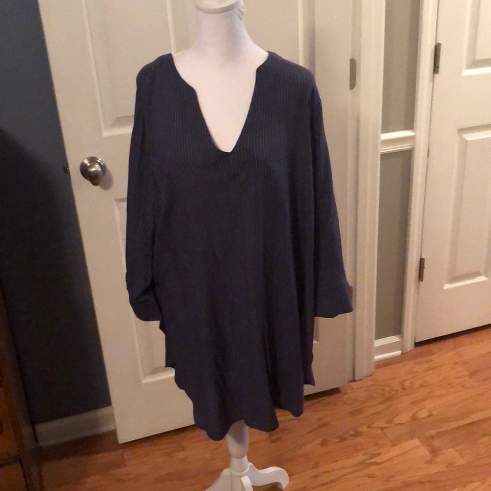 Navy with white stripes tunic, 3/4 sleeves